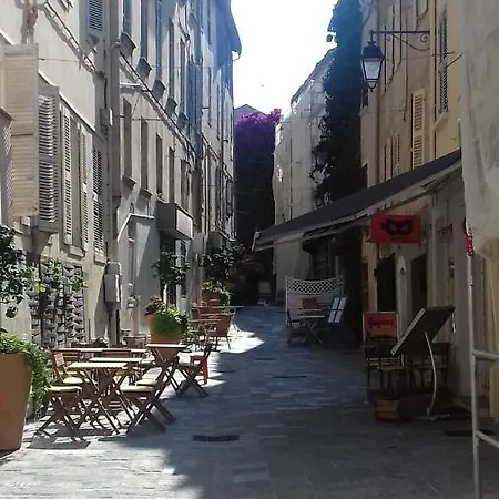 Résidence L'emilia * Hyères